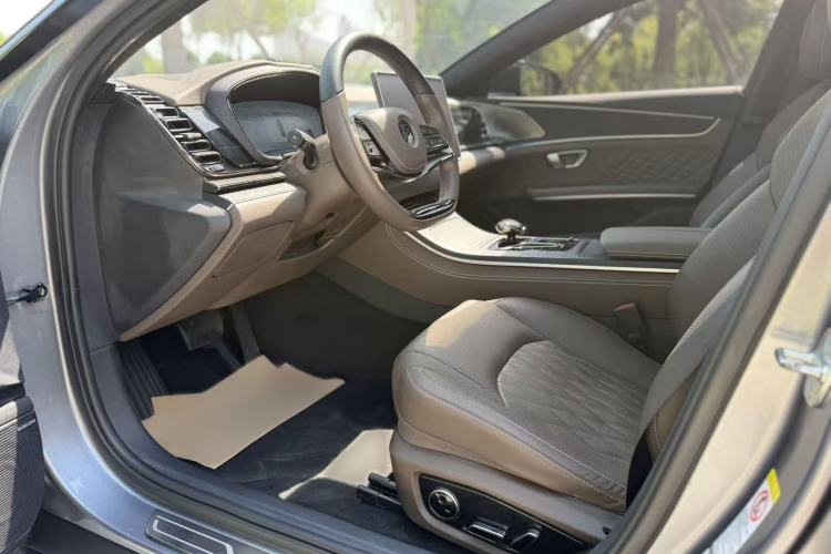 Used BYD Han 2022 DM-i 121KM Luxury Model Interior 1