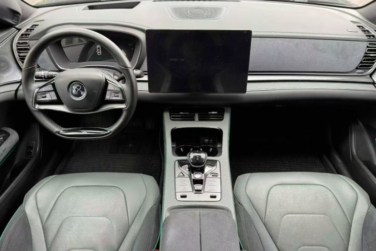Used BYD Han 2022 EV 610 km All-Wheel-Drive Qianshan Cui Limited Edition Interior 2