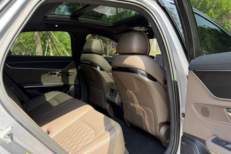 Used BYD Han 2022 DM-i 121KM Luxury Model Interior 3