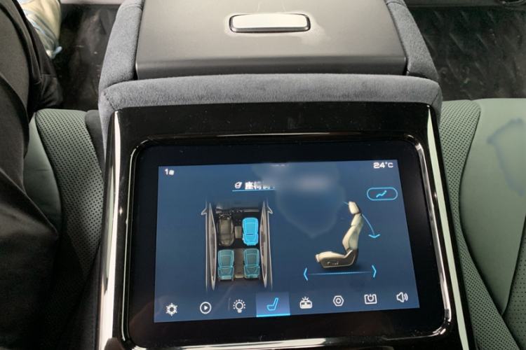 Used BYD Han 2022 EV 610 km All-Wheel-Drive Qianshan Cui Limited Edition Interior 4