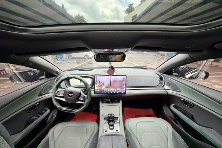 Used BYD Han 2022 EV 610 km All-Wheel-Drive Qianshan Cui Limited Edition Interior 4