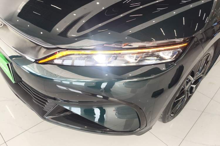 Used BYD Han 2022 EV 610 km All-Wheel-Drive Qianshan Cui Limited Edition Left Front Headlight