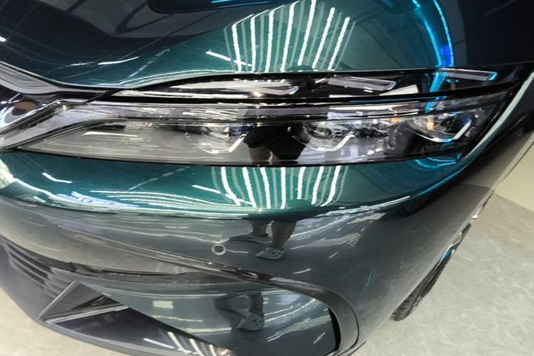 Used BYD Han 2022 EV 610 km All-Wheel-Drive Qianshan Cui Limited Edition Left Front Headlight