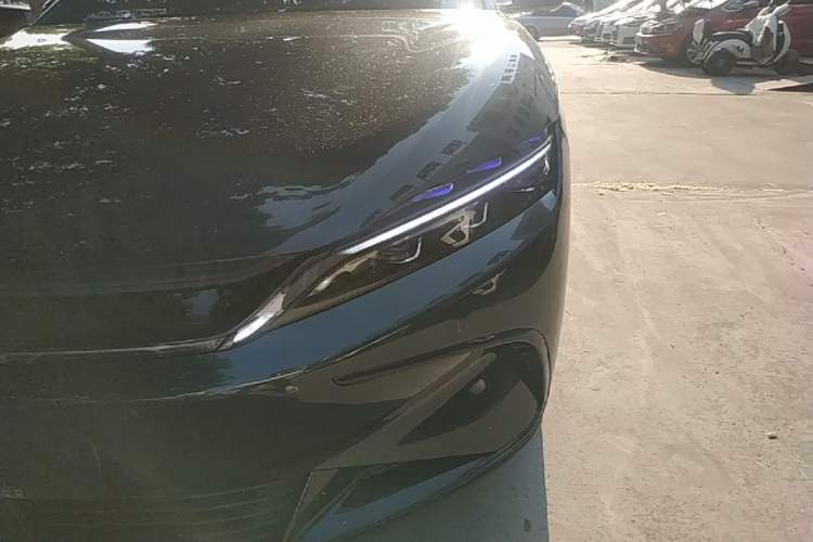 Used BYD Han 2022 EV 610 km All-Wheel-Drive Qianshan Cui Limited Edition Left Front Headlight