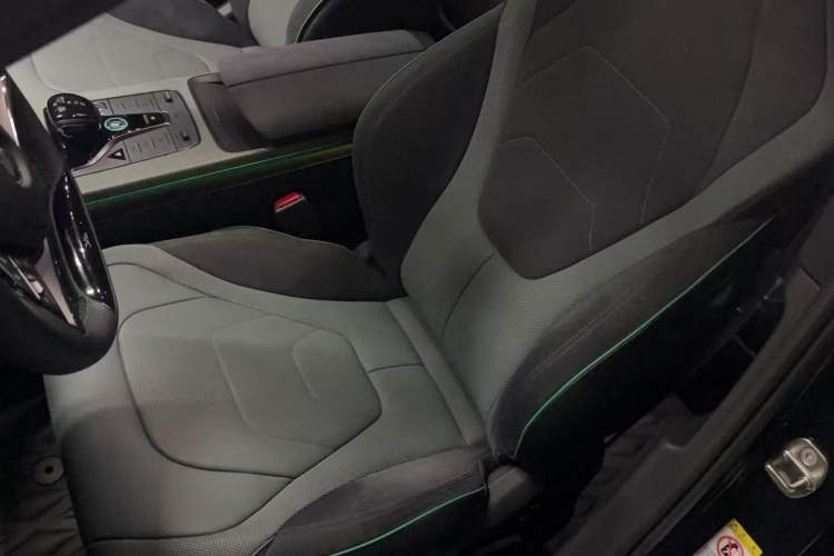 Used BYD Han 2022 EV 610 km All-Wheel-Drive Qianshan Cui Limited Edition Left Front Seat