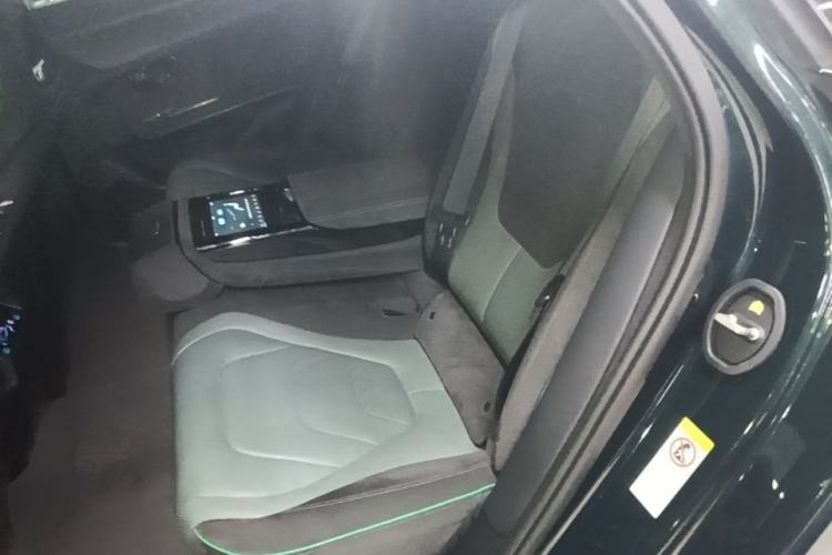 Used BYD Han 2022 EV 610 km All-Wheel-Drive Qianshan Cui Limited Edition Left Rear Seat