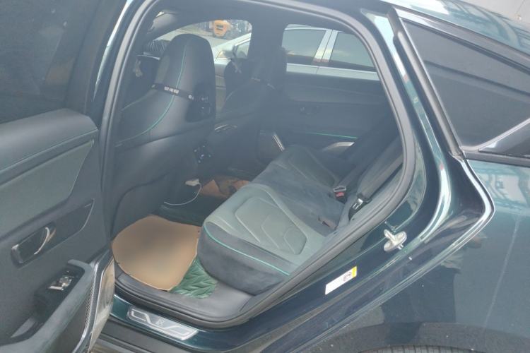 Used BYD Han 2022 EV 610 km All-Wheel-Drive Qianshan Cui Limited Edition Left Rear Seat