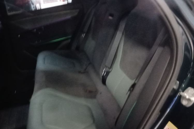 Used BYD Han 2022 EV 610 km All-Wheel-Drive Qianshan Cui Limited Edition Left Rear Seat