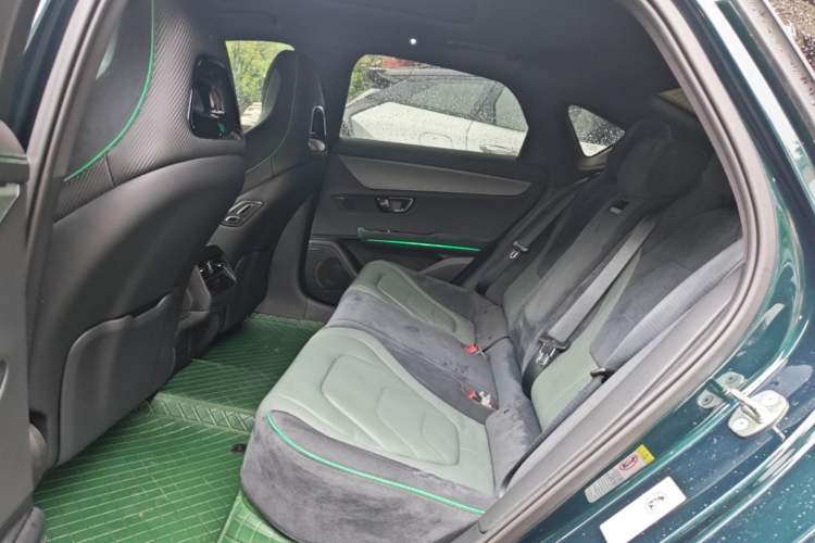 Used BYD Han 2022 EV 610 km All-Wheel-Drive Qianshan Cui Limited Edition Left Rear Seat
