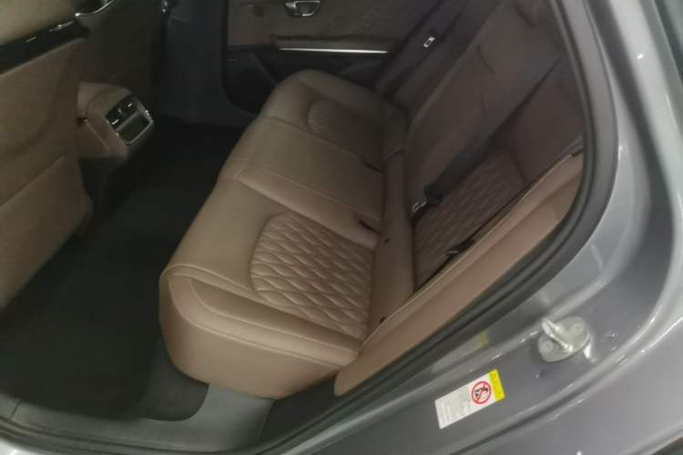 Used BYD Han 2022 DM-i 121KM Luxury Model Left Rear Seat