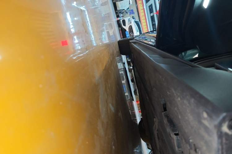 Used BYD Han 2022 EV 610 km All-Wheel-Drive Qianshan Cui Limited Edition Left Side Sill