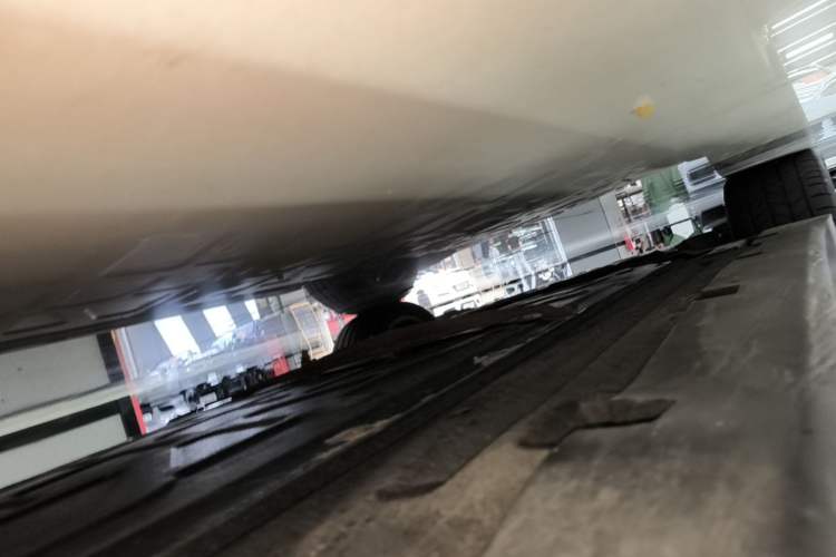 Used BYD Han 2022 EV 610 km All-Wheel-Drive Qianshan Cui Limited Edition Left Side Sill