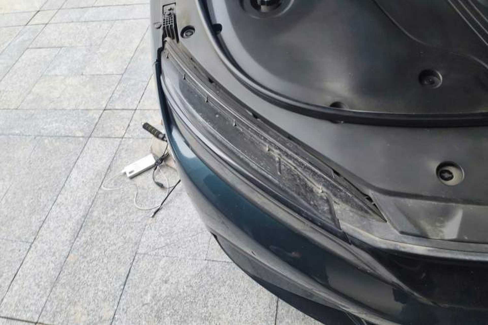 Used BYD Han 2022 EV 610 km All-Wheel-Drive Qianshan Cui Limited Edition Right Front Headlight