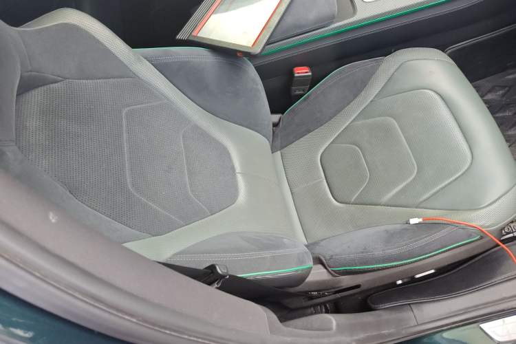 Used BYD Han 2022 EV 610 km All-Wheel-Drive Qianshan Cui Limited Edition Right Front Seat