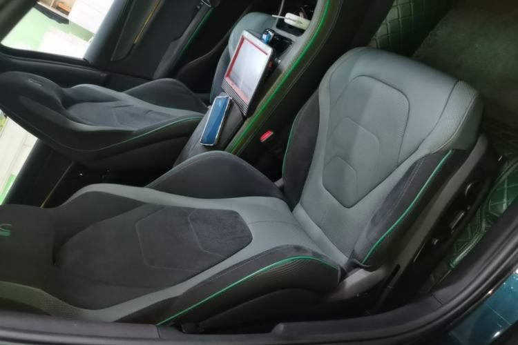 Used BYD Han 2022 EV 610 km All-Wheel-Drive Qianshan Cui Limited Edition Right Front Seat