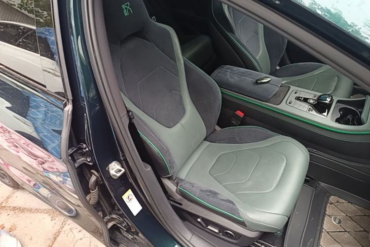 Used BYD Han 2022 EV 610 km All-Wheel-Drive Qianshan Cui Limited Edition Right Front Seat