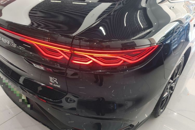 Used BYD Han 2022 EV 610 km All-Wheel-Drive Qianshan Cui Limited Edition Right Rear Taillight