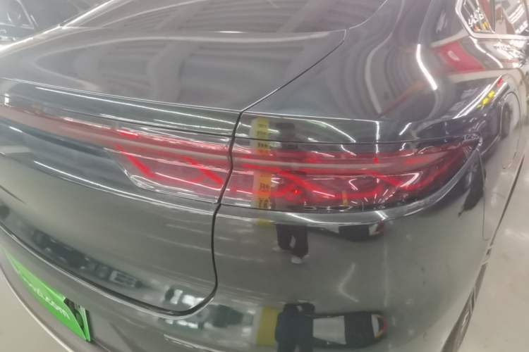 Used BYD Han 2022 DM-i 121KM Luxury Model Right Rear Taillight