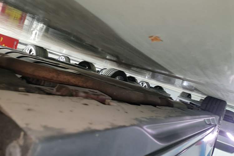 Used BYD Han 2022 DM-i 121KM Luxury Model Right Side Sill