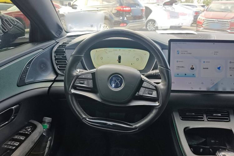 Used BYD Han 2022 EV 610 km All-Wheel-Drive Qianshan Cui Limited Edition Steering Wheel