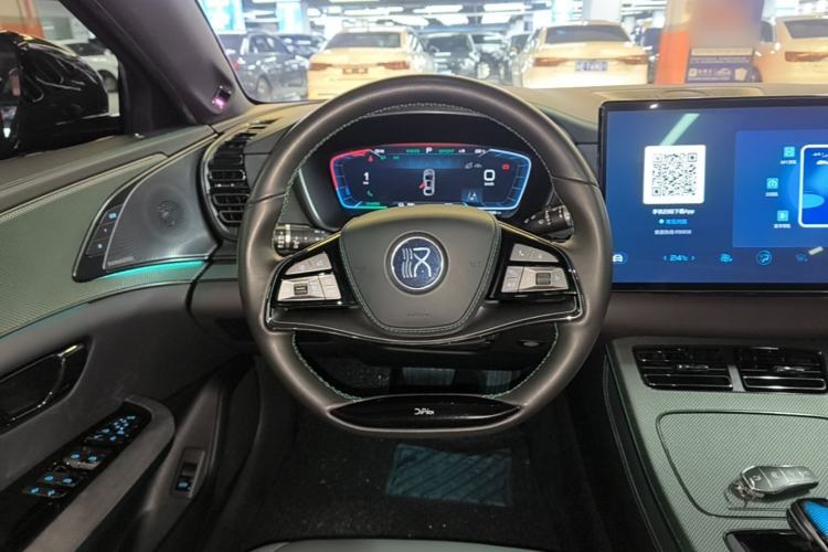 Used BYD Han 2022 EV 610 km All-Wheel-Drive Qianshan Cui Limited Edition Steering Wheel
