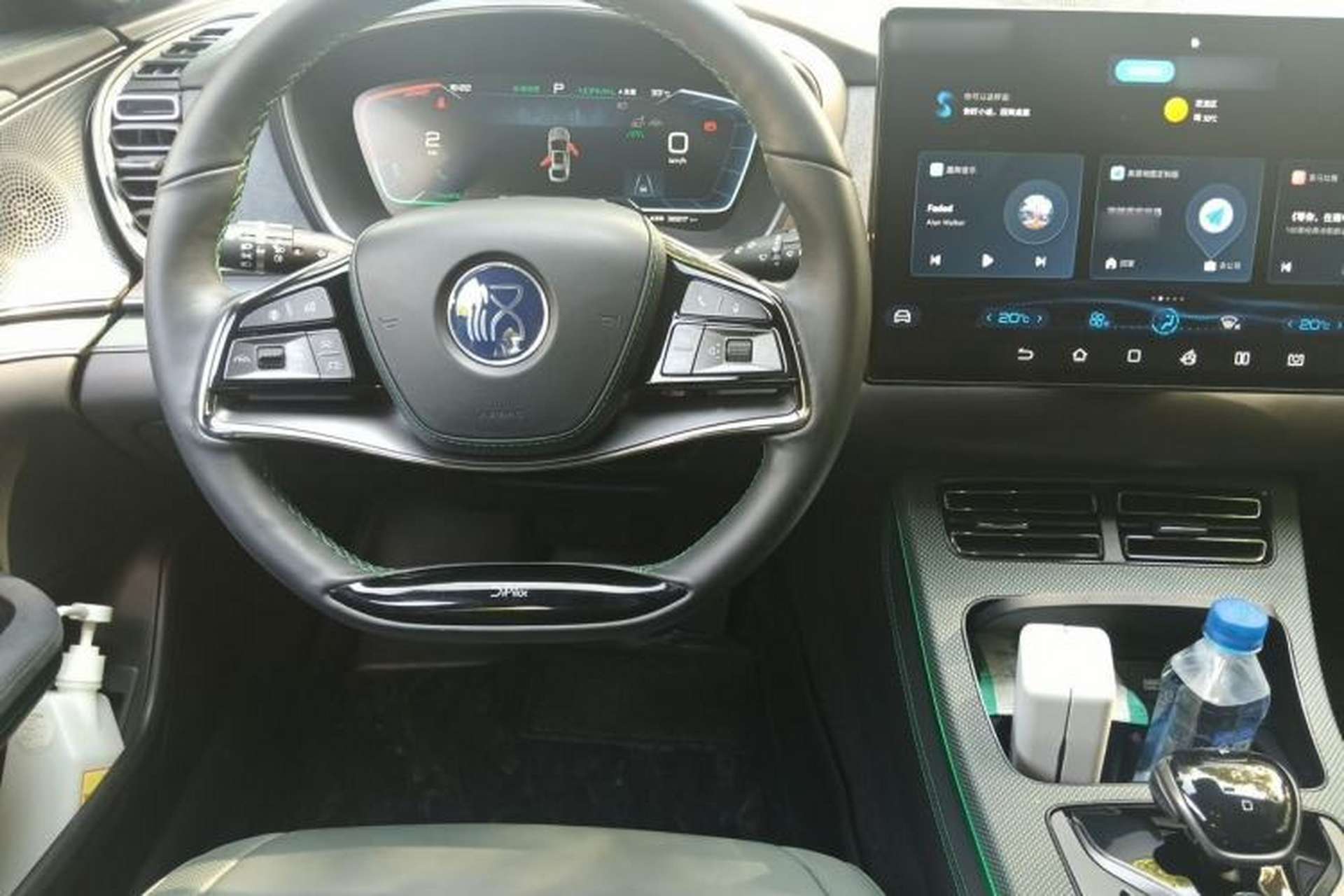 Used BYD Han 2022 EV 610 km All-Wheel-Drive Qianshan Cui Limited Edition Steering Wheel