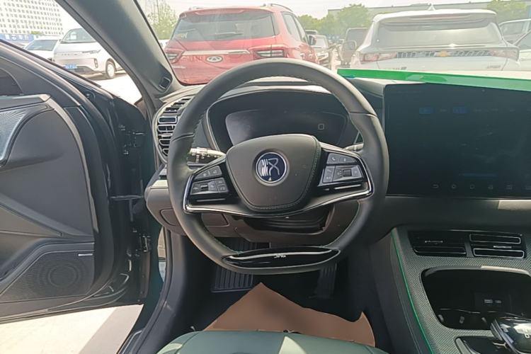 Used BYD Han 2022 EV 610 km All-Wheel-Drive Qianshan Cui Limited Edition Steering Wheel