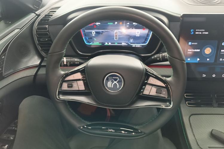Used BYD Han 2022 EV 610 km All-Wheel-Drive Qianshan Cui Limited Edition Steering Wheel