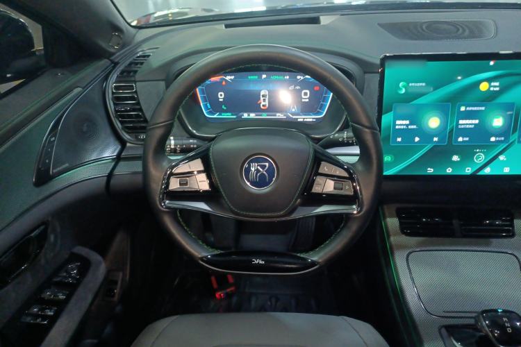 Used BYD Han 2022 EV 610 km All-Wheel-Drive Qianshan Cui Limited Edition Steering Wheel