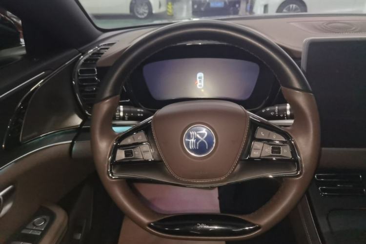 Used BYD Han 2022 DM-i 121KM Luxury Model Steering Wheel