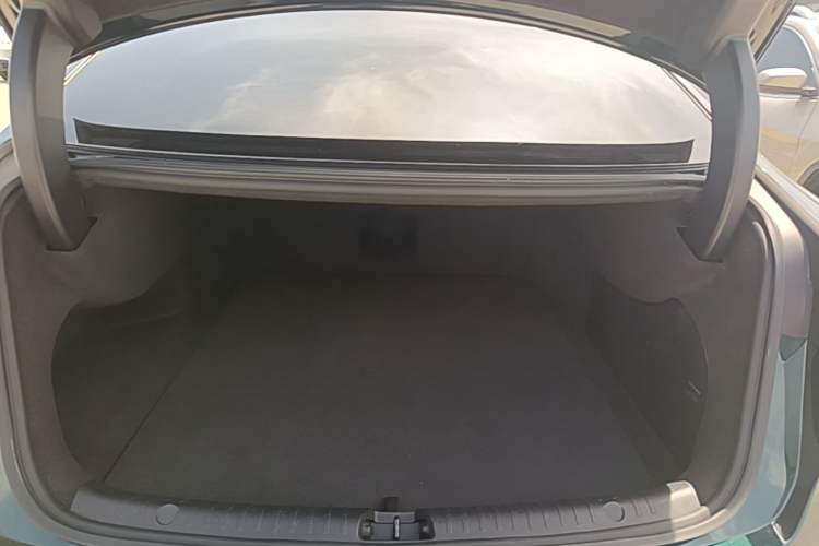 Used BYD Han 2022 EV 610 km All-Wheel-Drive Qianshan Cui Limited Edition Trunk