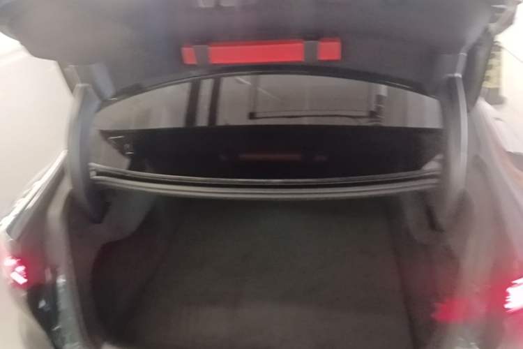 Used BYD Han 2022 EV 610 km All-Wheel-Drive Qianshan Cui Limited Edition Trunk