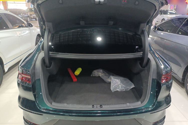 Used BYD Han 2022 EV 610 km All-Wheel-Drive Qianshan Cui Limited Edition Trunk