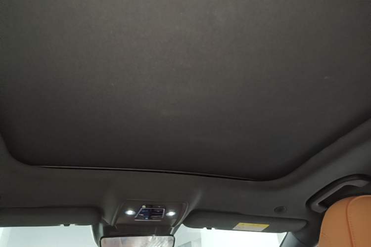 Used BYD Han 2022 EV Genesis Edition 610KM All-Wheel Drive Premium Model Headliner