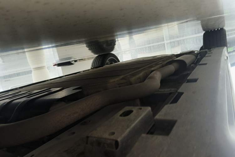 Used BYD Han 2022 DM-i 121KM Prestige Model Chassis Front Right
