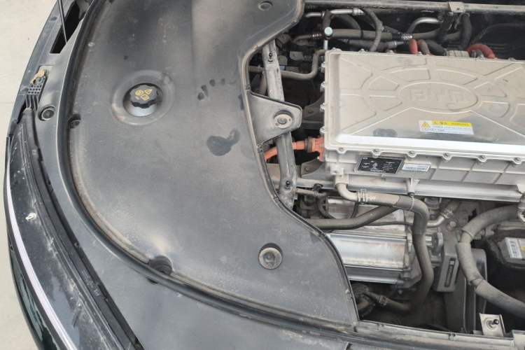 Used BYD Han 2022 EV 610 km All-Wheel-Drive Qianshan Cui Limited Edition Engine Bay Right