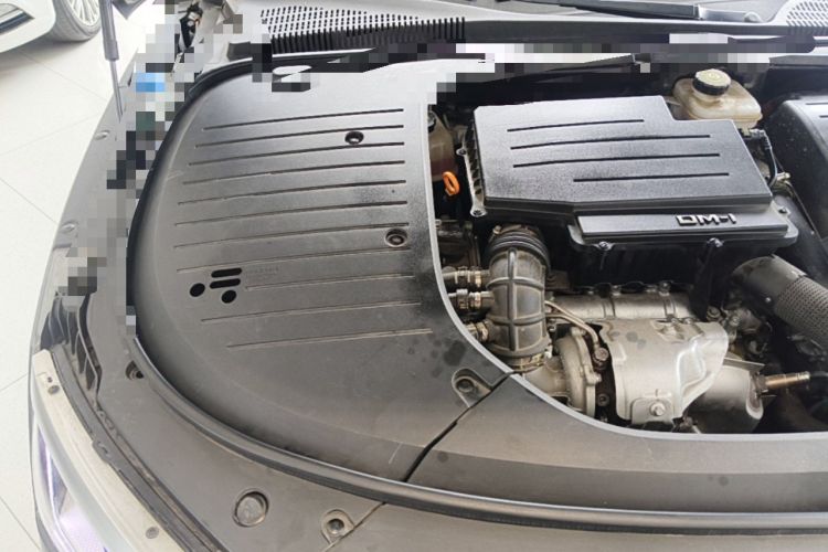 Used BYD Han 2022 DM-i 121KM Prestige Model Engine Bay Right