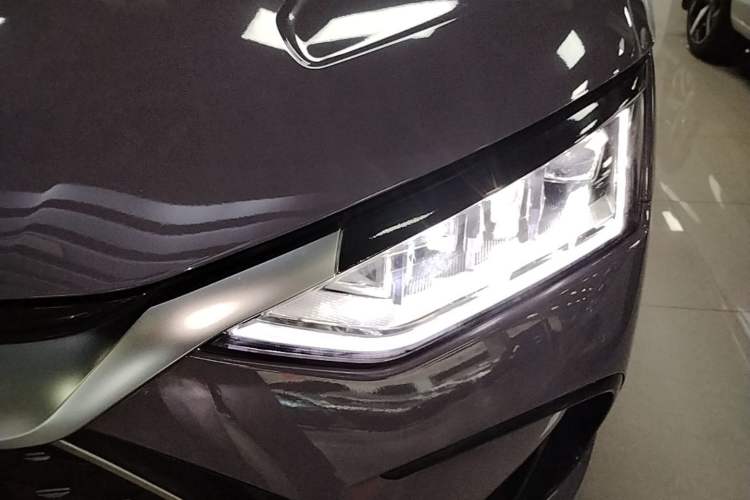 Used BYD Han 2022 DM-i 121KM Prestige Model Left Front Headlight
