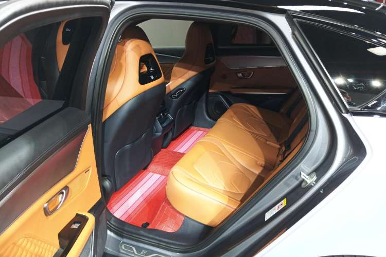 Used BYD Han 2022 DM-i 121KM Prestige Model Right Rear Seat