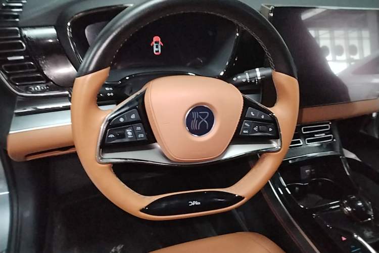 Used BYD Han 2022 DM-i 121KM Prestige Model Steering Wheel