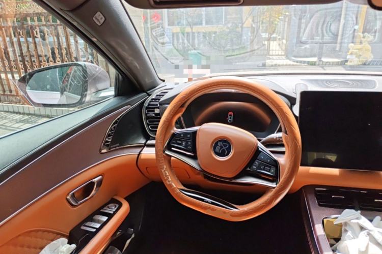 Used BYD Han 2022 DM-i 121KM Prestige Model Steering Wheel