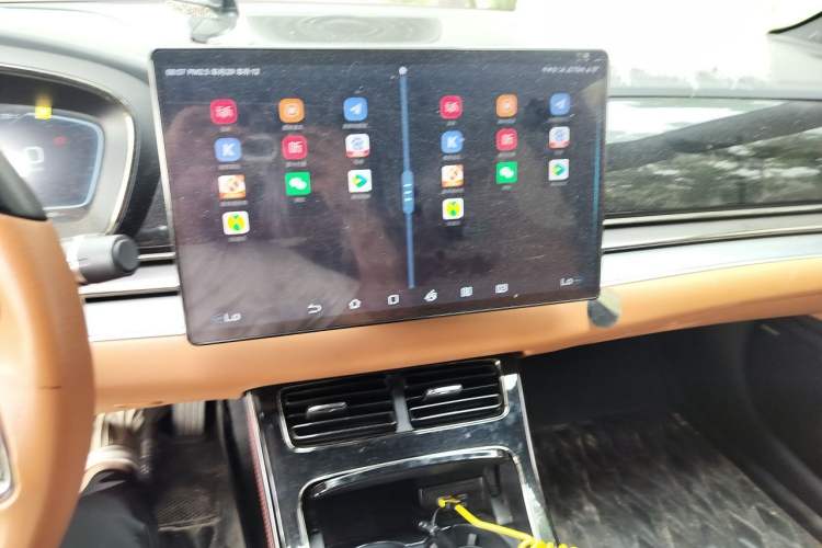 Used BYD Han 2022 DM-i 121KM Prestige Model Audio And AC Panel