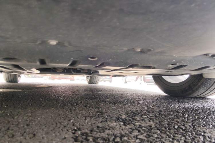 Used BYD Han 2022 DM-i 121KM Luxury Model Chassis Front