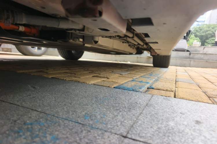 Used BYD Han 2022 DM-i 121KM Luxury Model Chassis Front Left