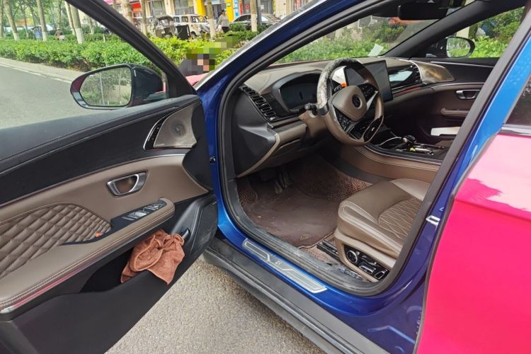 Used BYD Han 2022 DM-i 121KM Luxury Model Driver Seat