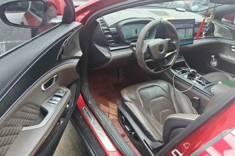 Used BYD Han 2022 DM-i 121KM Luxury Model Driver Seat
