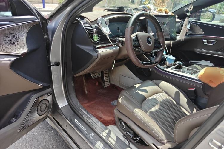 Used BYD Han 2022 DM-i 121KM Luxury Model Driver Seat