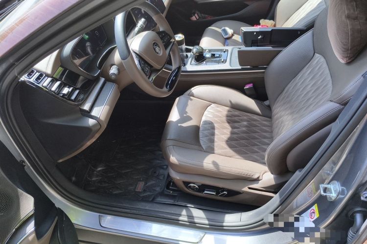 Used BYD Han 2022 EV Genesis Edition 715 km Front-Wheel-Drive Flagship Model Driver Seat