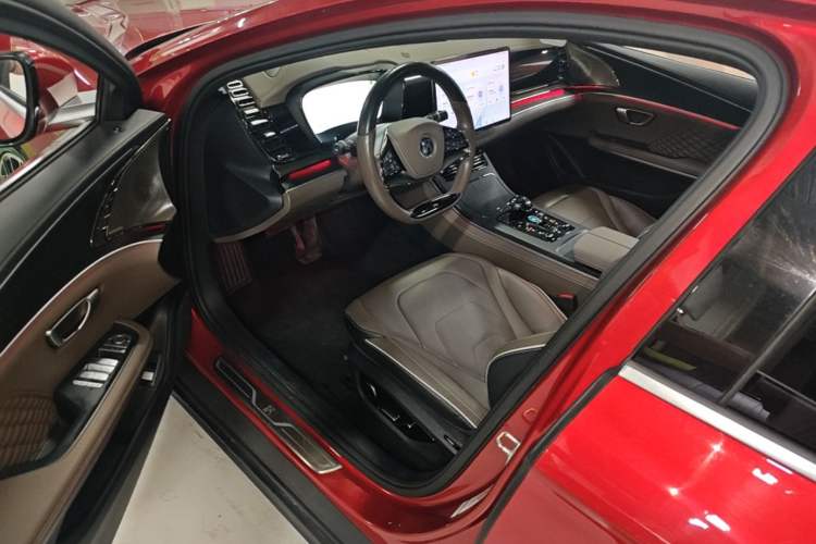 Used BYD Han 2022 DM-i 121KM Luxury Model Driver Seat