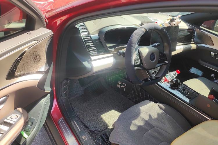 Used BYD Han 2022 DM-i 121KM Prestige Model Driver Seat